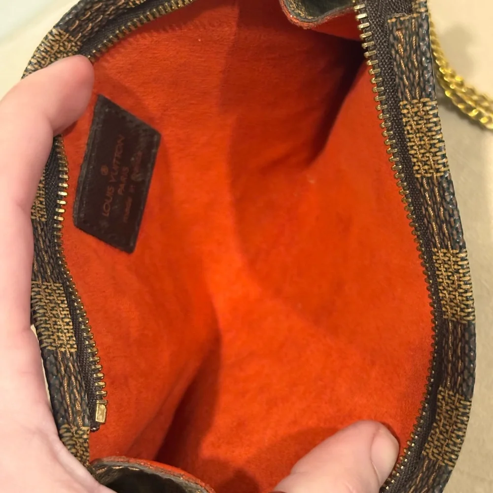 Louis Vuitton LV Damier Ebene Marais Bucket Zip Pouch - Picture 10 of 15